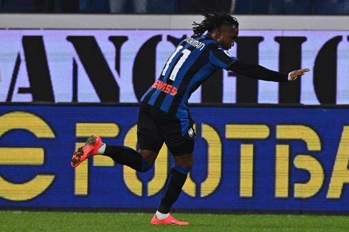 Inter đang quyết theo đuổi tiền đạo Lookman của Atalanta