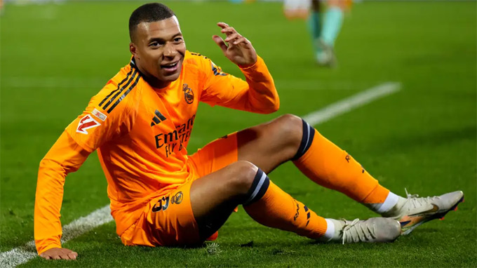 Mbappe trong màu áo Real