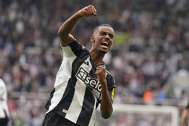 Isak đang là mục tiêu theo đuổi của Liverpool