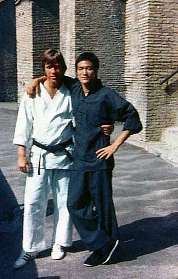 Tình bạn giữa huyền thoại Lý Tiểu Long và võ sư Chuck Norris