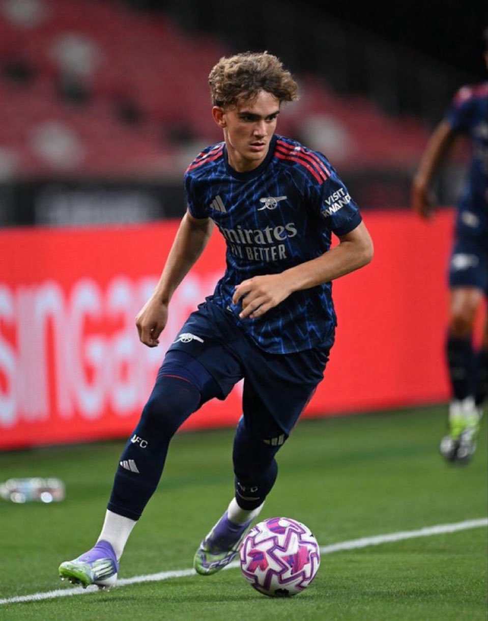 Max Dowman cứ vào sân là tạo đột biến cho Arsenal