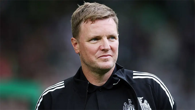 Có Wissa, HLV Eddie Howe không phải lo lắng nhiều khi mất Isak