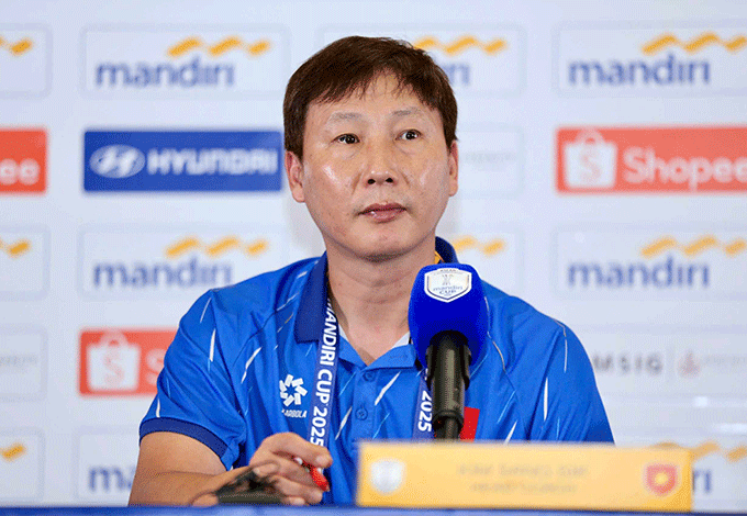 HLV Kim Sang Sik cho rằng U23 Việt Nam có đôi chút lợi thế hơn so với U23 Indonesia