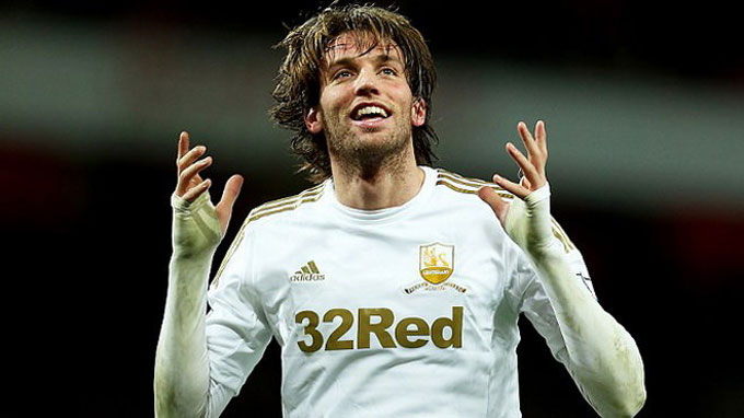 Michu từng khuynh đảo Premier League trong màu áo Swansea