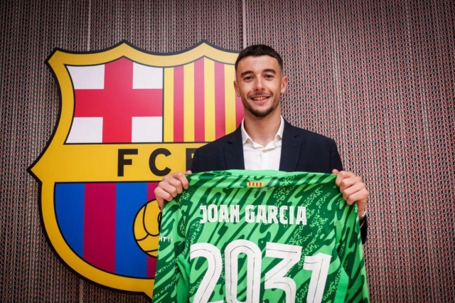 Joan Garcia đang chứng tỏ khả năng tại Barca