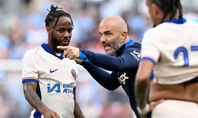 Napoli muốn giải cứu Sterling