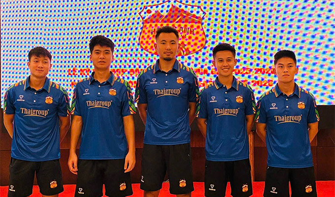 HAGL vừa ra mắt 5 tân binh trước mùa giải mới - Ảnh: HAGL FC 