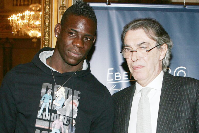 Balotelli đập cửa phòng chủ tịch Moratti để đòi lương