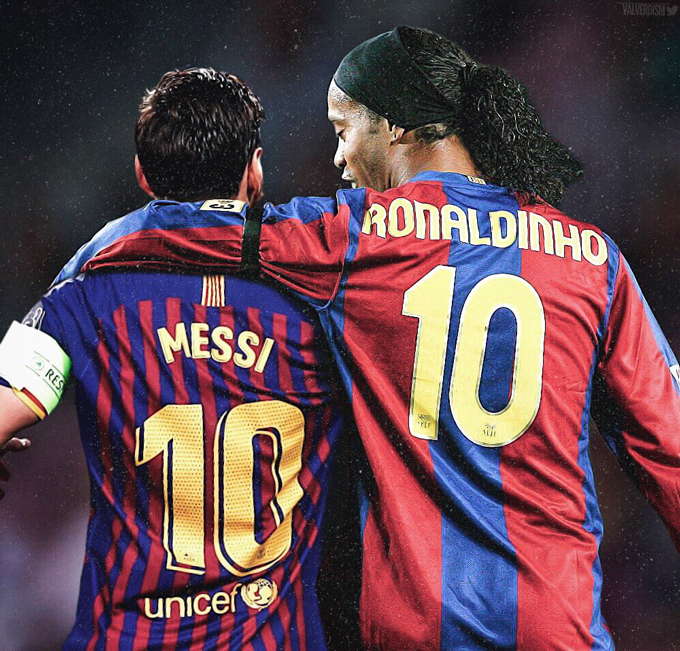 Messi và Ronaldinho là những số 10 ấn tượng nhất của Barca trong những năm gần đây