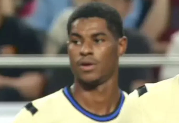 Rashford tiếp tục gây ấn tượng tại Barca