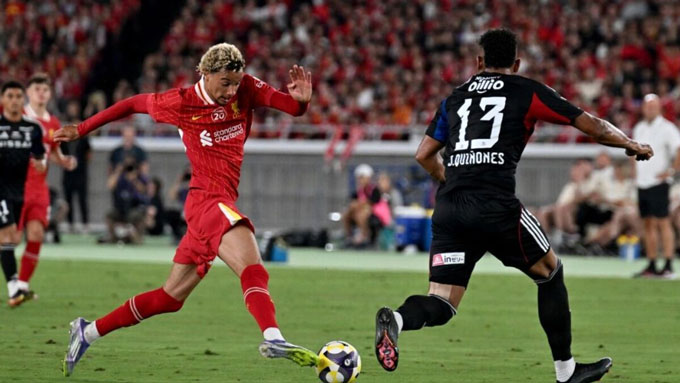 Ekitike có màn ra mắt Liverpool khá mờ nhạt