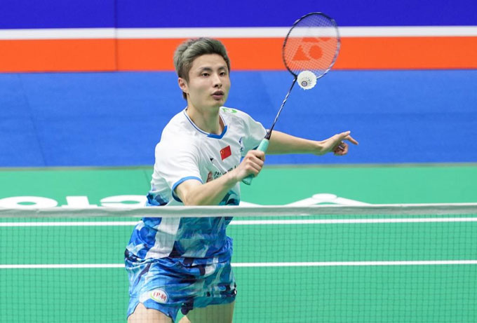 Qi Yuqi đã vượt mặt Kunlavut
