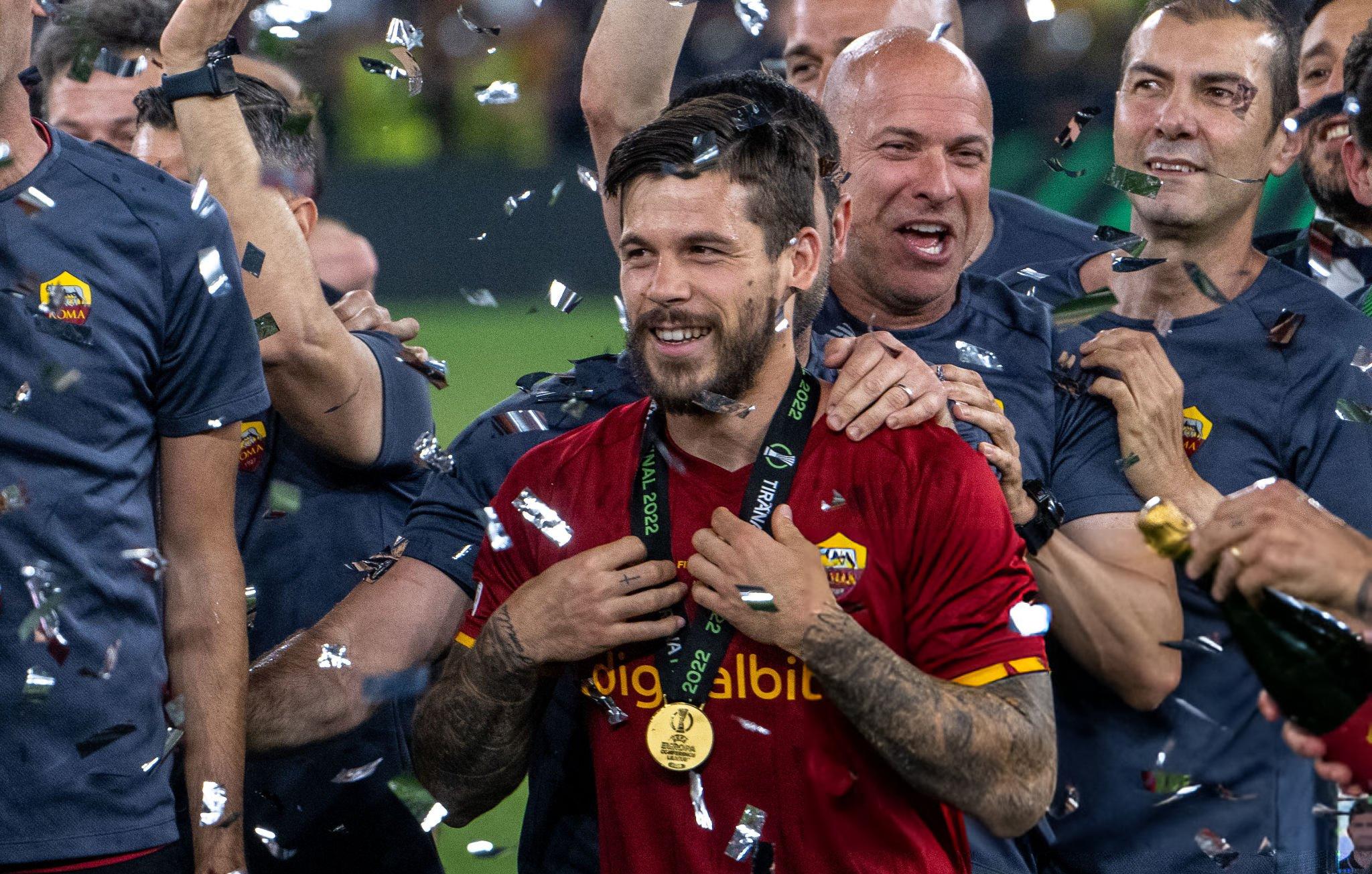 Perez ở thời điểm còn thi đấu cho Roma