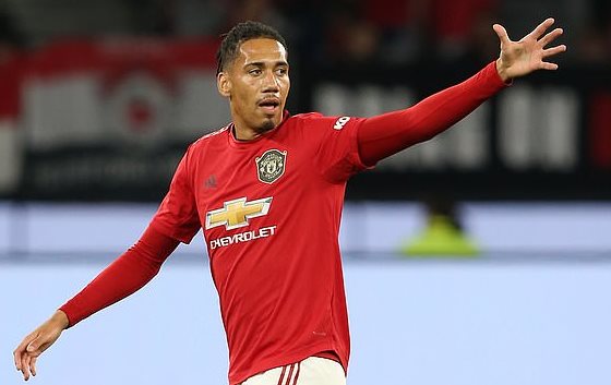  Smalling gặp chấn thương hy hữu