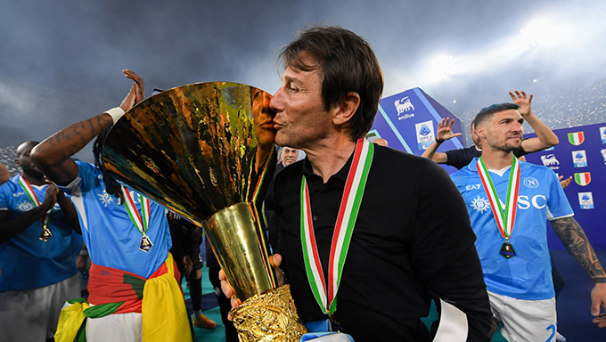 Napoli chưa bao giờ bảo vệ thành công Scudetto 