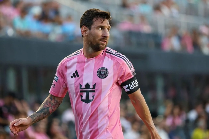 Messi từng tính đến khả năng hồi hương thi đấu cho Newell's Old Boys