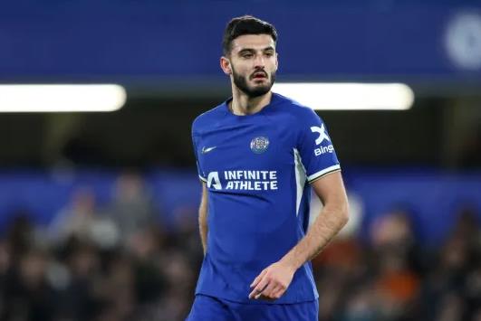 Broja trên đường tới Burnley
