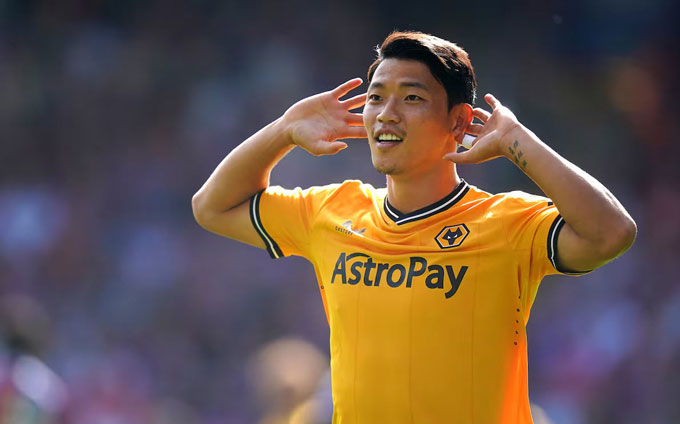 Hwang Hee-chan vẫn đang tiếp tục thi đấu tại nước Anh trong màu áo Wolves