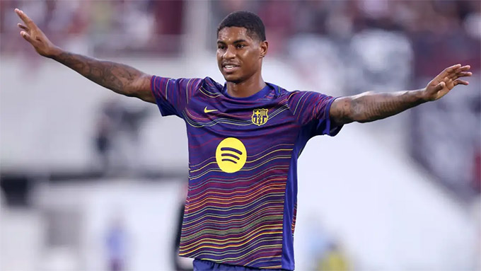 Rashford sang Barca vừa giải phóng chỗ trống trong đội hình vừa giải phóng tiền lương