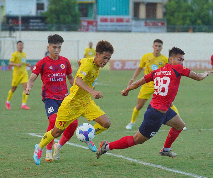 Nhiều cầu thủ trẻ Thanh Hóa sau những mùa giải được trao cơ hội sẽ là trụ cột của đội bóng này