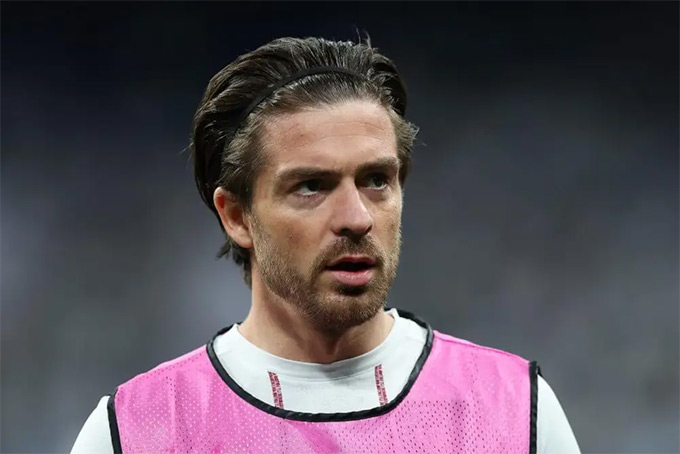 Everton muốn mượn Jack Grealish