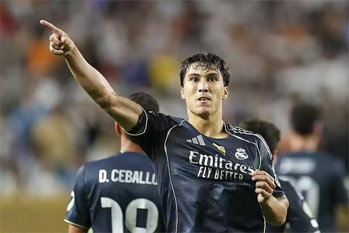 Gonzalo sẽ giương cao ngọn cờ La Fabrica trên hàng công của Real?