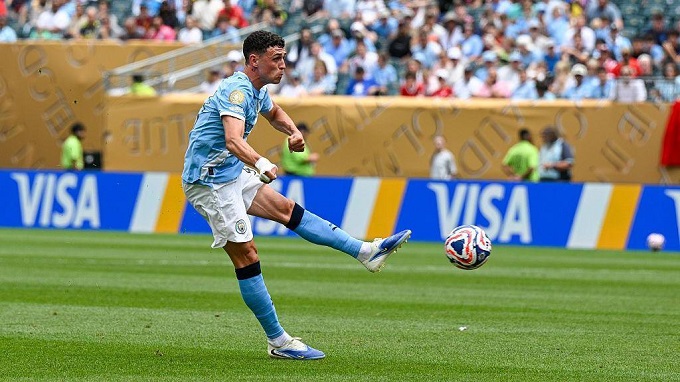 Phil Foden: 'Tôi cần chuộc lỗi trong mùa này'