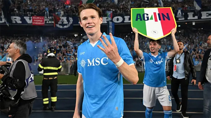 McTominay cũng có tên trong danh sách rút gọn