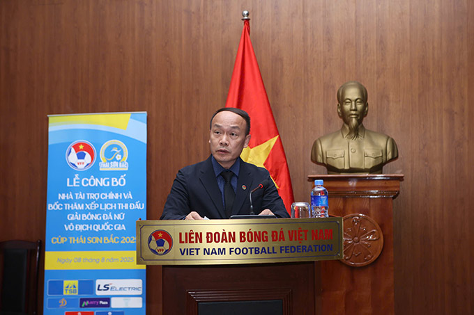 Tổng thư ký VFF - Nguyễn Văn Phú phát biểu - Ảnh: Đức Cường