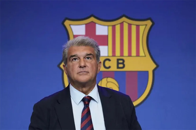Barca nhận án phạt của LĐBĐ châu Âu