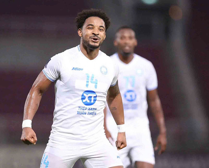 Xuân Son dự kiến tái xuất vào cuối năm 2025 - Ảnh: Nam Định FC 