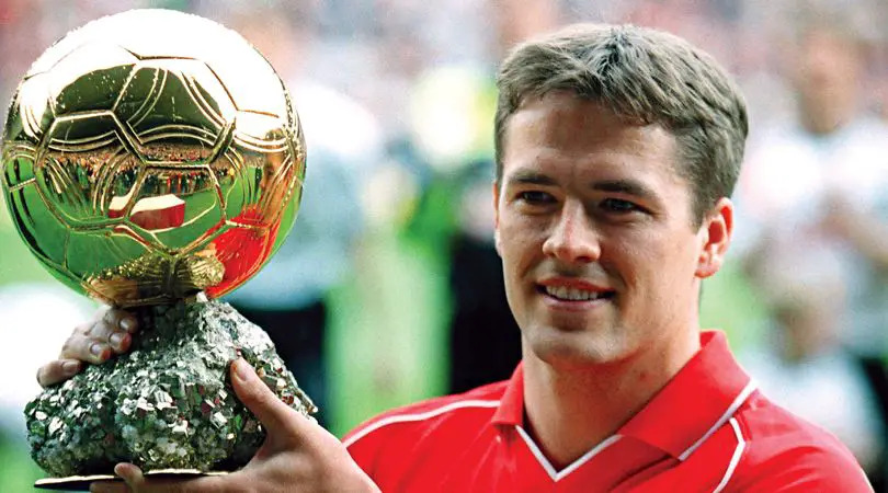 Owen đã vượt qua huyền thoại Raul của Real và thủ môn Oliver Kahn của Bayern để trở thành cầu thủ Anh thứ tư giành Quả bóng Vàng