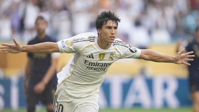 Tài năng trẻ Gonzalo Garcia là cầu thủ đá cao nhất trên hàng công của Real Madrid ở trận đấu với Leganes.