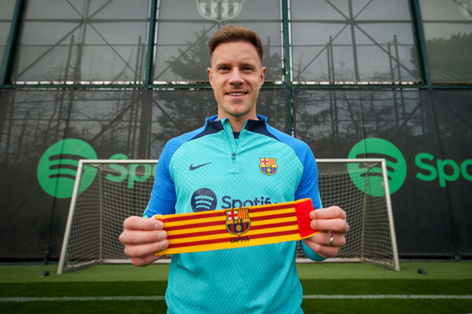 Ter Stegen khẳng định mãi trung thành với Barca