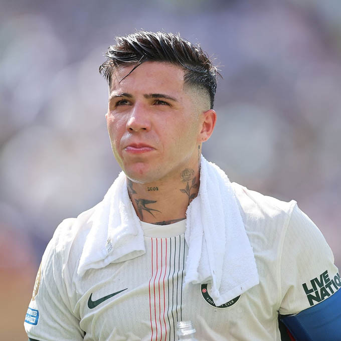 PSG nhắm đến Enzo.