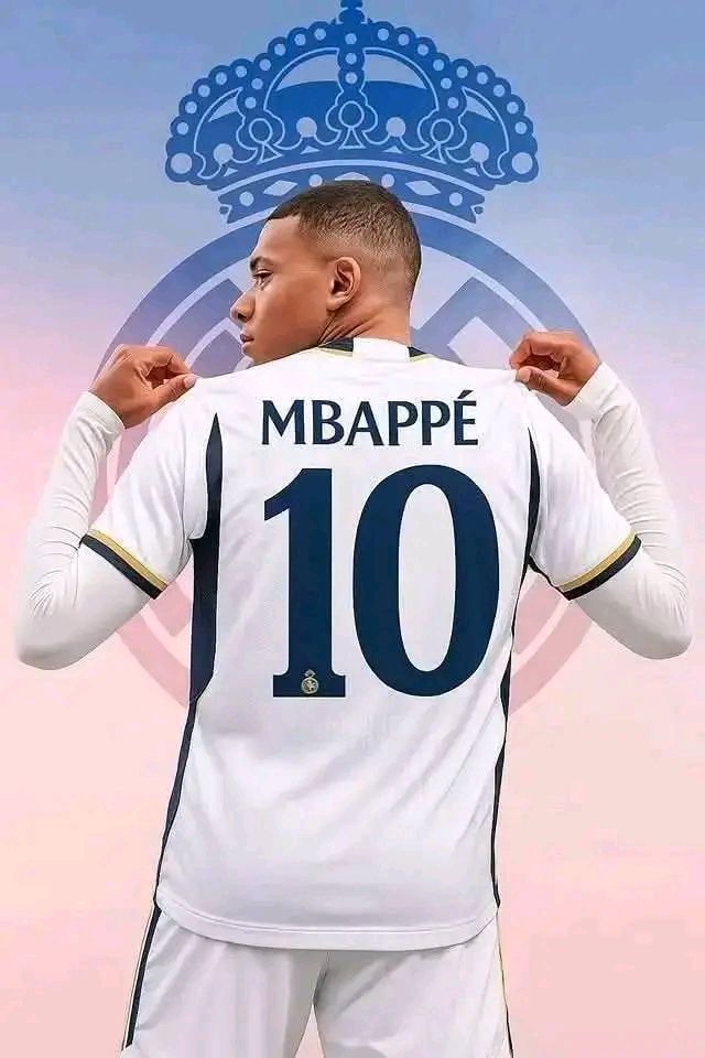 Mbappe tự coi mình còn hơn cả một chân sút đơn thuần, và quyết định khoác áo số 10 mà Modric 