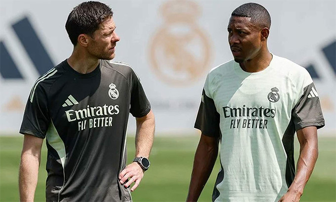 Alonso muốn biến Alaba thành tiền vệ
