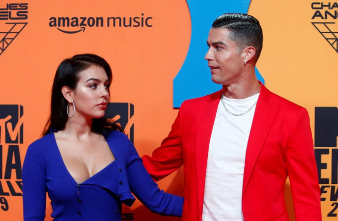 Ronaldo và Georgina tiến sát đến đám cưới