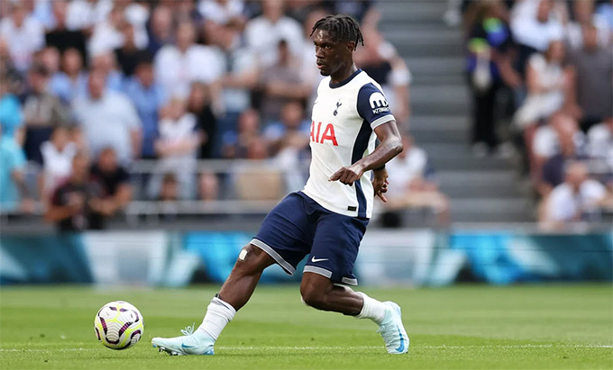 Bissouma đang ở 12 tháng cuối trong hợp đồng với Tottenham