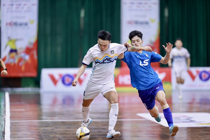 Thái Sơn Nam (áo trắng) và Thái Sơn Bắc là hai đội futsal hàng đầu Việt Nam hiện tại