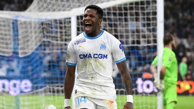 Marseille sẵn sàng bán tiền đạo Faris Moumbagna cho Rennes