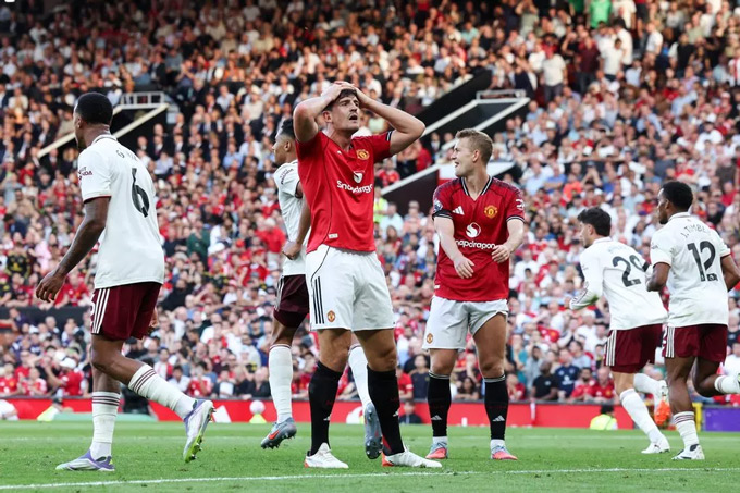 MU thua nhưng đã chơi hay hơn Arsenal