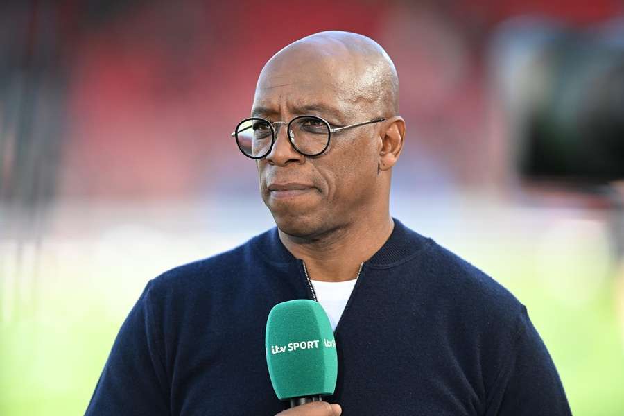 Ian Wright cho rằng MU cần có thủ môn đẳng cấp hơn