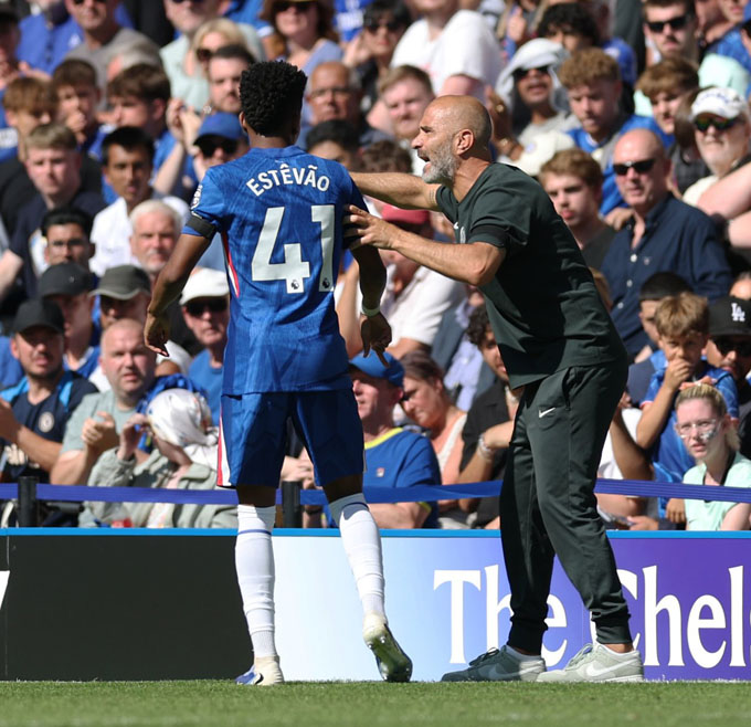 Estevao là tân binh gây ấn tượng nhất ở trận Chelsea hòa Palace