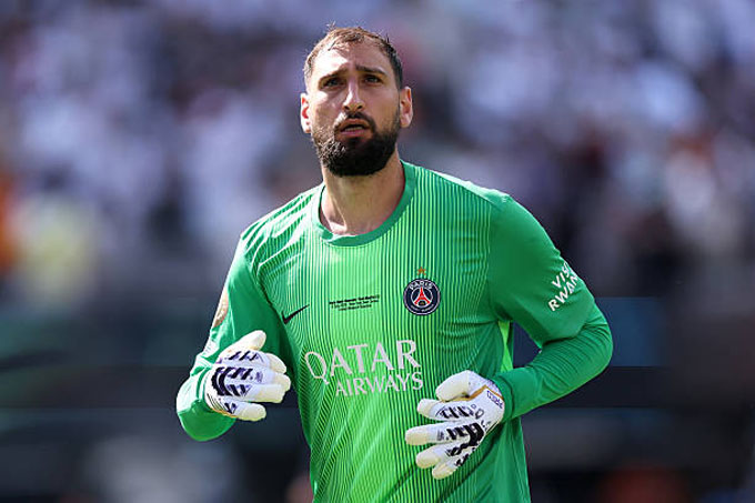 Man City tin tưởng sẽ mua được Donnarumma với mức phí thấp hơn đòi hỏi của PSG