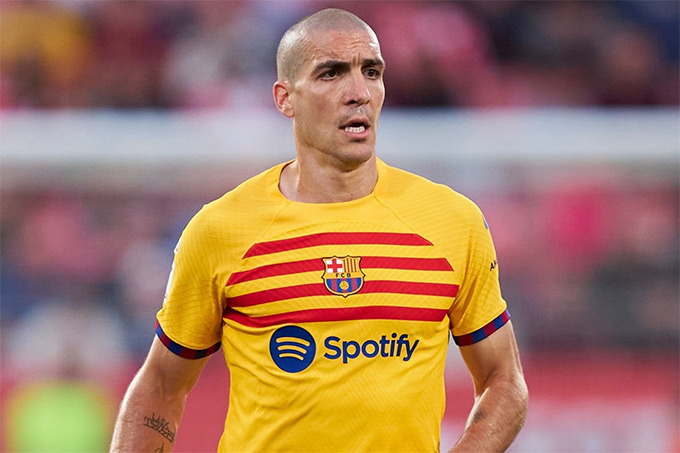 Barca và Romeu đạt thỏa thuận chấm dứt hợp đồng sớm 10 tháng