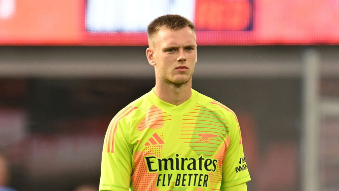 Thủ môn Karl Hein muốn rời Arsenal