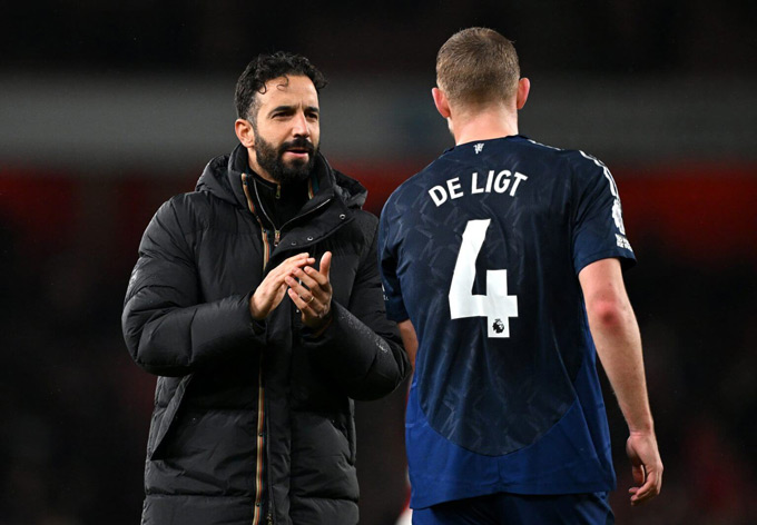 De Ligt đang nhận được sự tin tưởng từ HLV Amorim