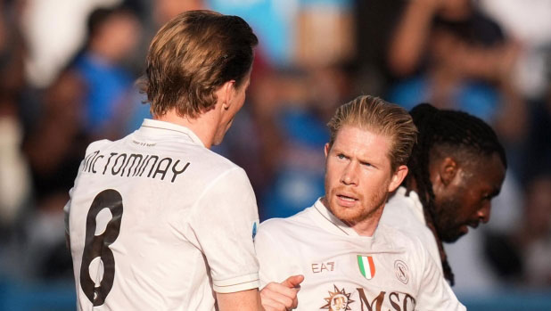De Bruyne ghi bàn ở trận trình làng Serie A