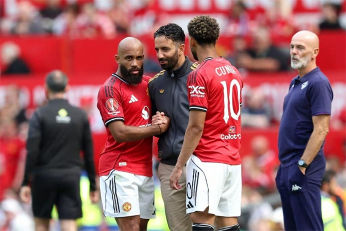MU liệu có ca khúc khải hoàn rời sân của Fulham?